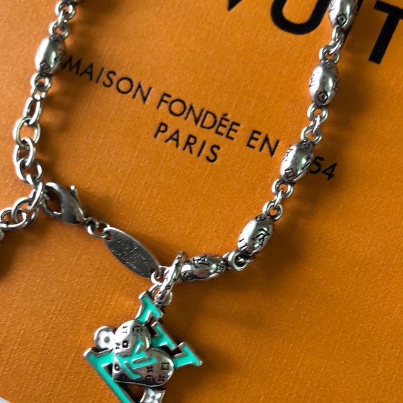 Louis Vuitton Silver and Green Charm Bracelet - Picture 3 of 6